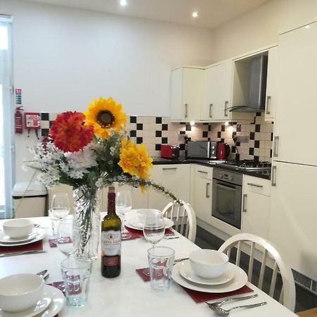 Spacious, Ground Floor, 2 Bedroom Apartment, Uplands, Суонси Экстерьер фото